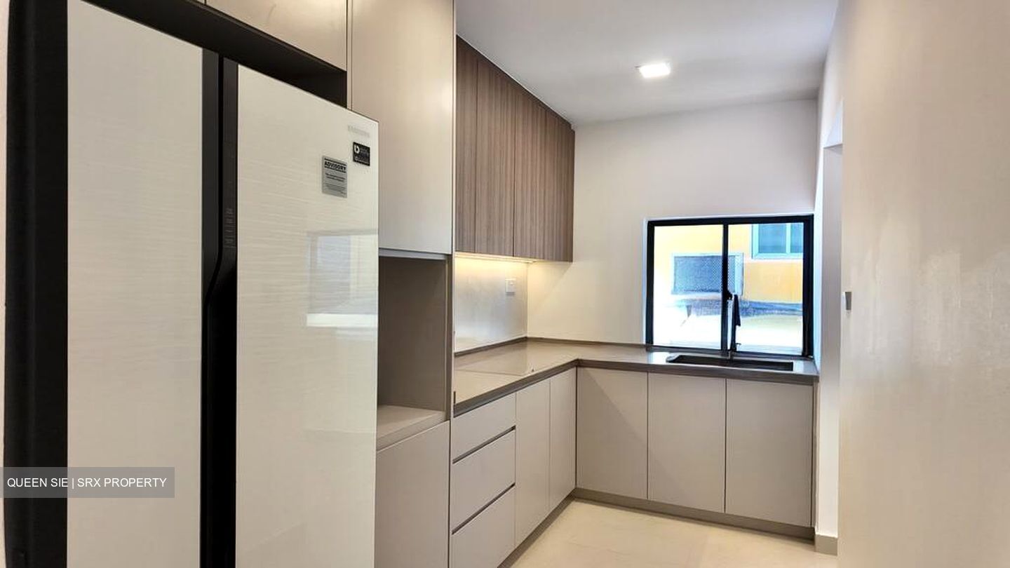 Sector A Sin Ming Industrial Estate (D20), Terrace #547283091